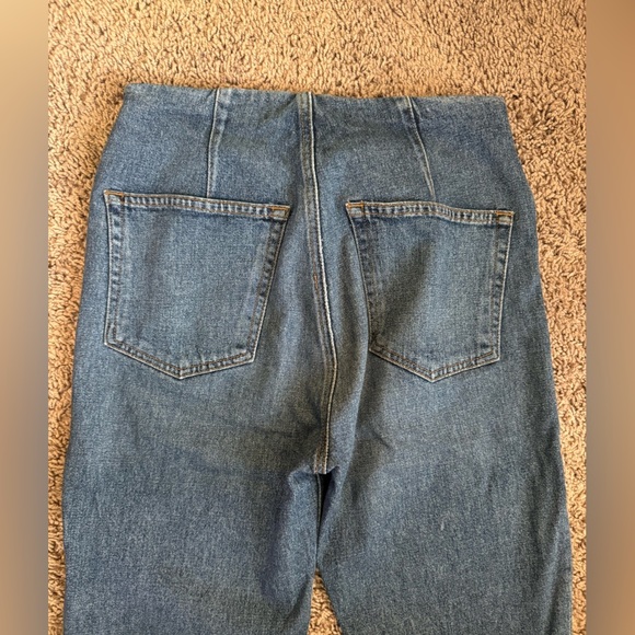 Reformation Niki Jeans in Kasai Wash Size 28 - Picture 9 of 12